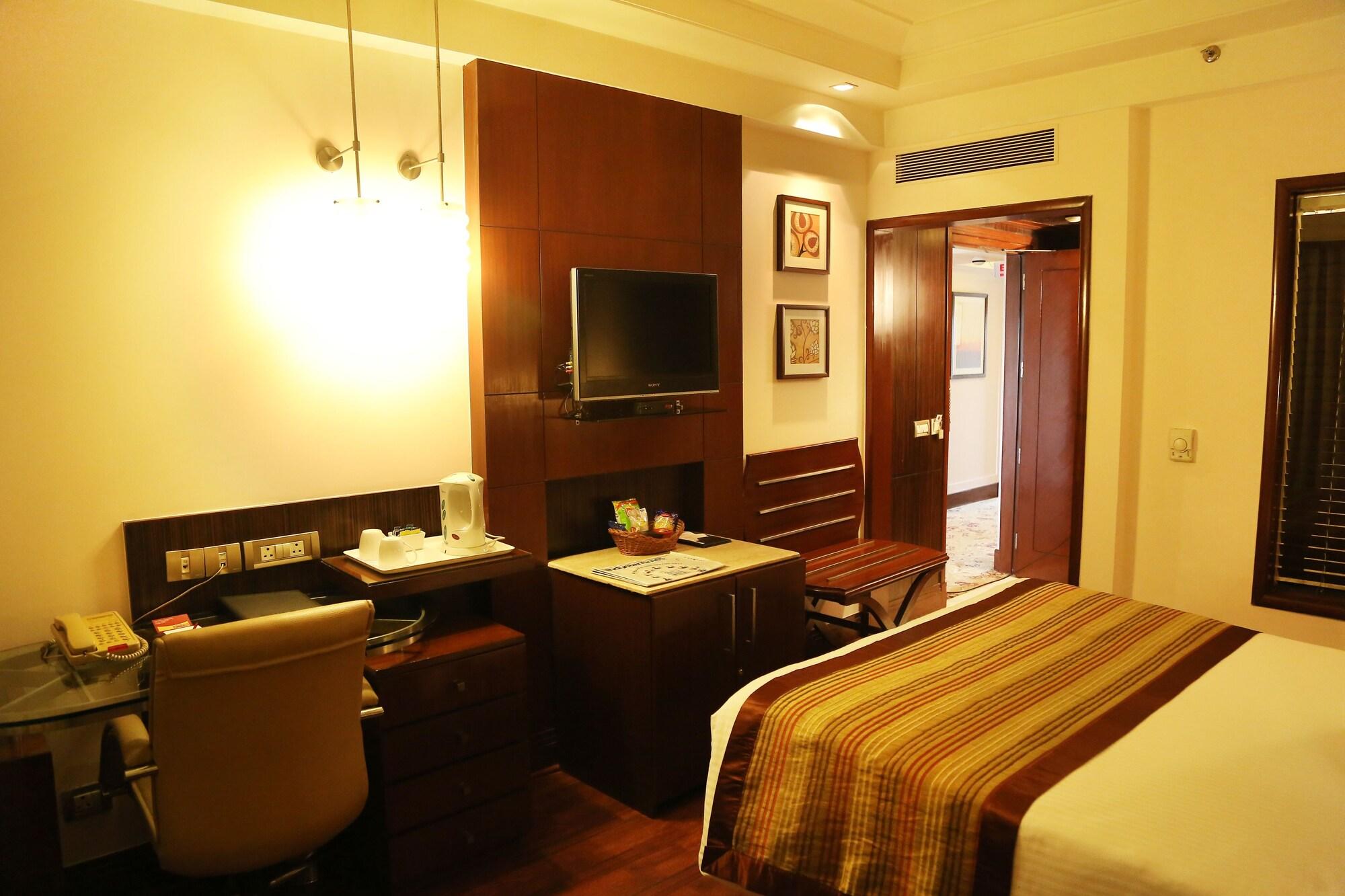 The Acura, Bmk Hotel Gurgaon Exterior photo