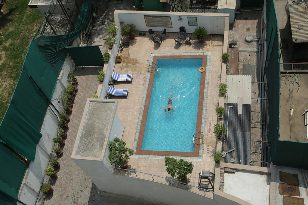 The Acura, Bmk Hotel Gurgaon Exterior photo