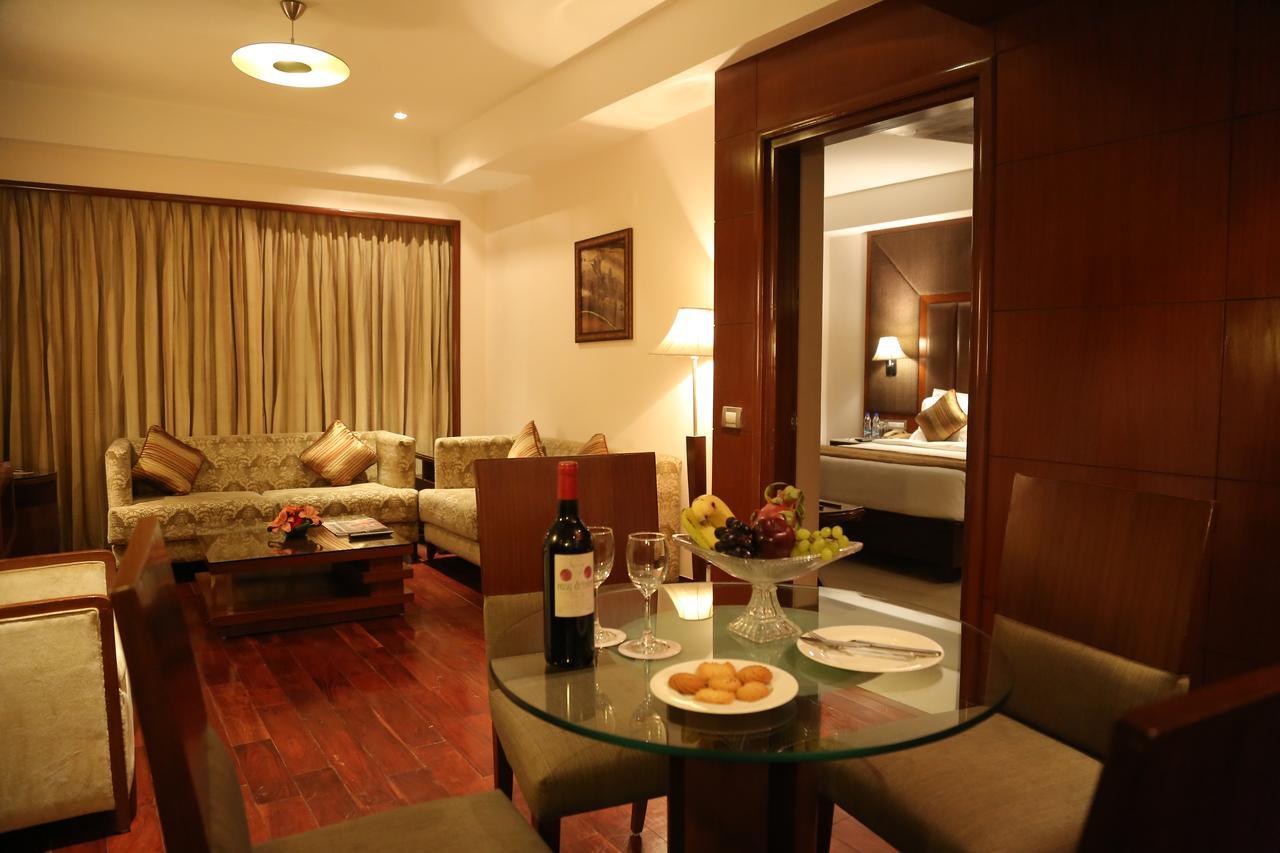 The Acura, Bmk Hotel Gurgaon Exterior photo
