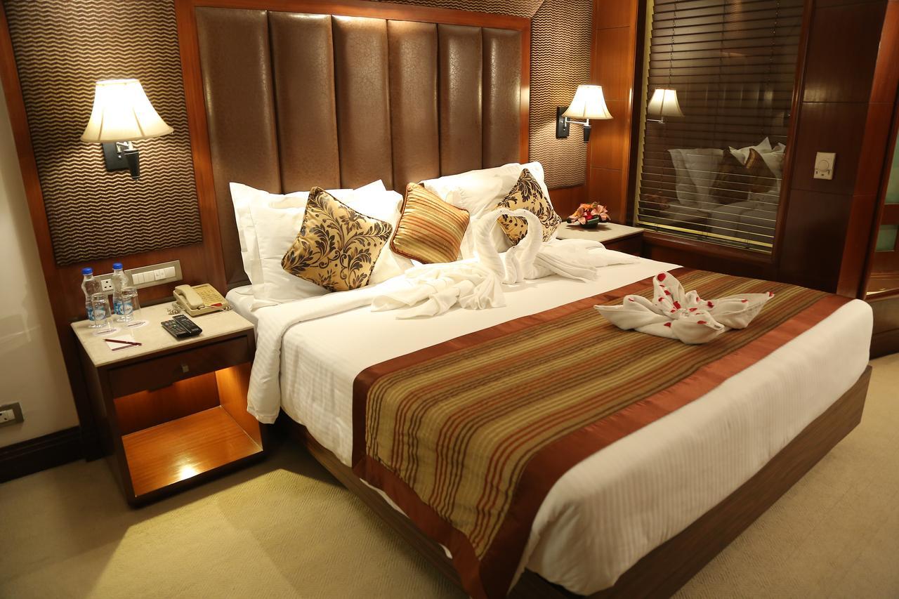 The Acura, Bmk Hotel Gurgaon Exterior photo