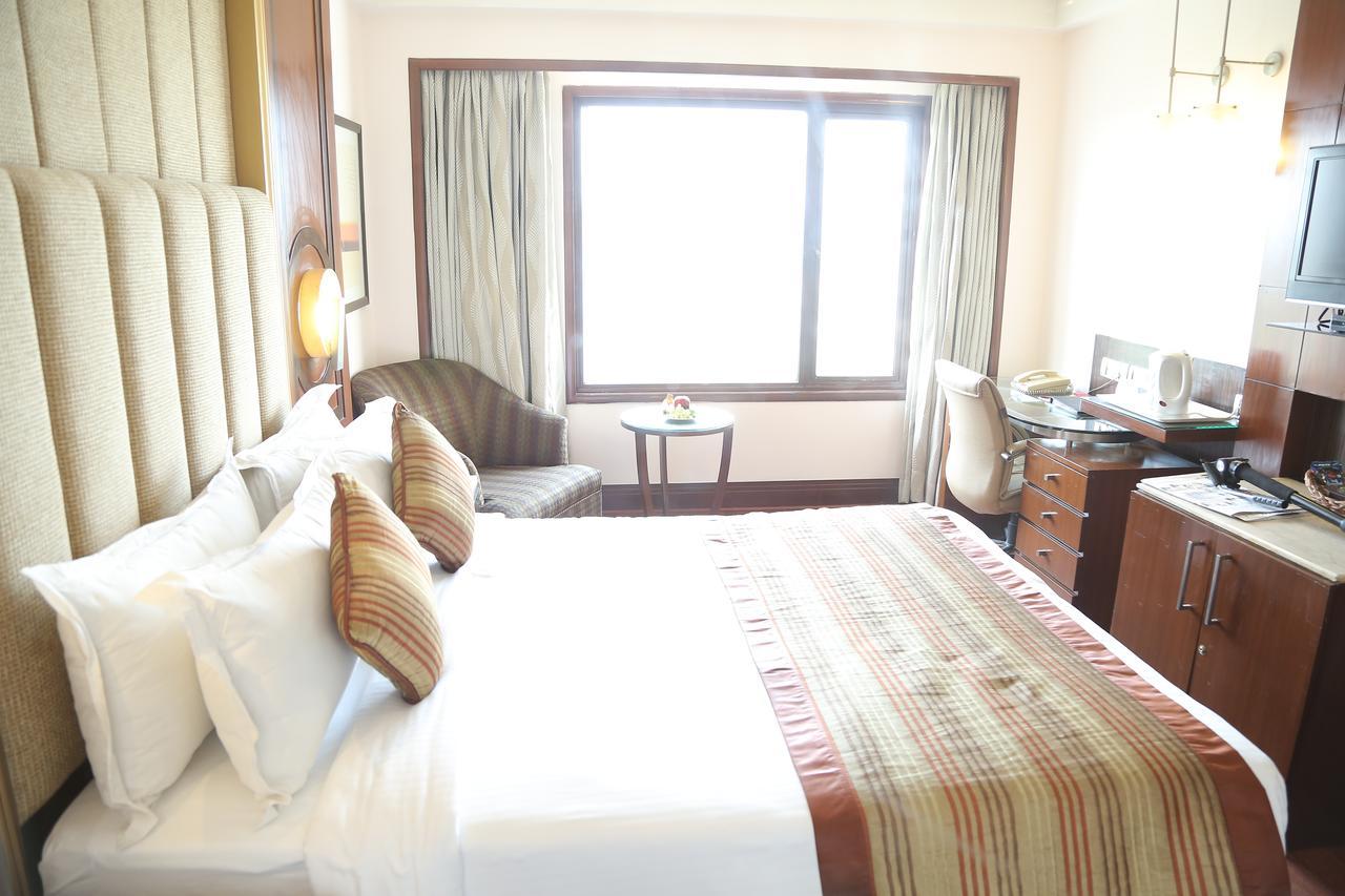 The Acura, Bmk Hotel Gurgaon Exterior photo